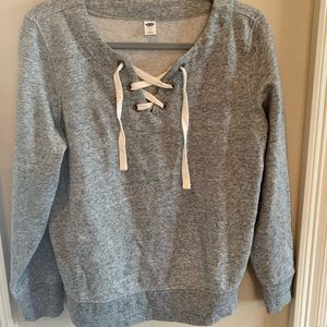 🦋Crossed sweatshirt